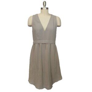 Aritzia Wilfred Vignette Dress Size 6 Dove Gray Japanese Silk Sleeveless V Neck
